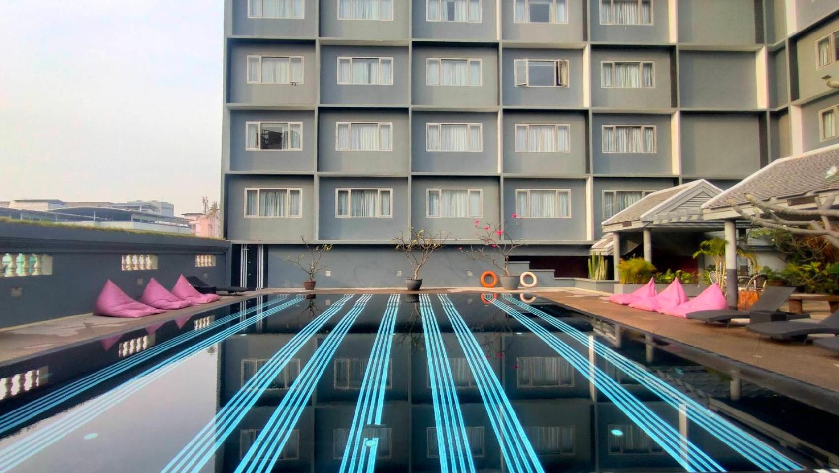 Witz Bangkok Ramkhamhaeng Hotel Luaran gambar